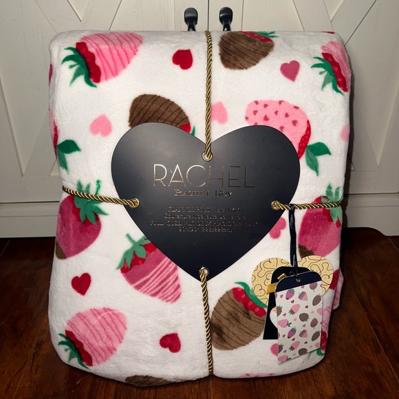 RACHEL Rachel Roy Other - Rachel Roy Chocolate Covered Strawberry Queen Plush Blanket